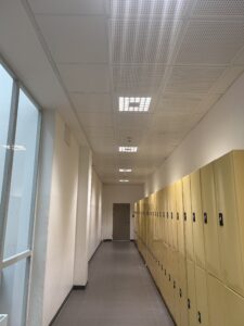 Mathematik im Schulflur von Sophie – HTL Braunau